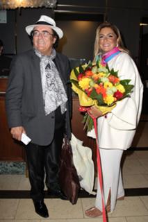 Romina Power feet photo thumbnail