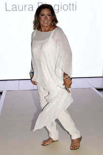 Romina Power feet photo thumbnail