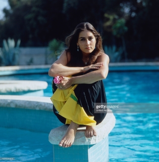 Romina Power feet photo thumbnail