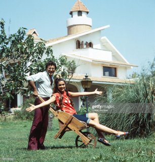 Romina Power feet photo thumbnail