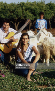 Romina Power feet photo thumbnail
