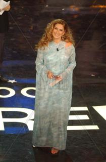 Romina Power feet photo thumbnail