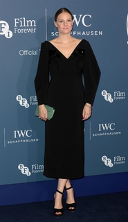 Romola Garai feet photo 10
