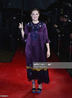Romola Garai feet photo 6