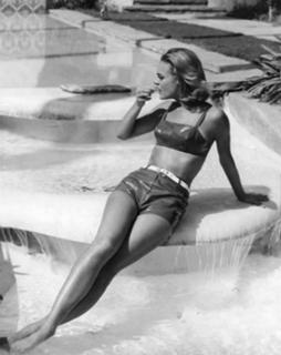 Romy Schneider feet photo thumbnail