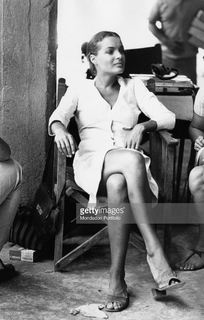 Romy Schneider feet photo thumbnail