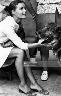 Romy Schneider feet photo thumbnail