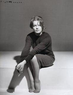 Romy Schneider feet photo thumbnail