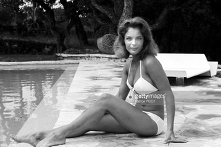 Romy Schneider feet photo thumbnail