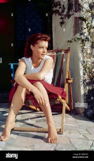 Romy Schneider feet photo thumbnail