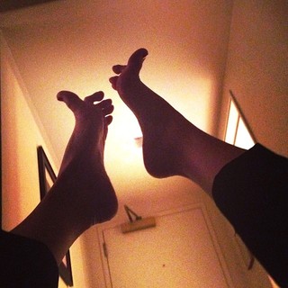 Rona-Lee Shimon feet photo thumbnail