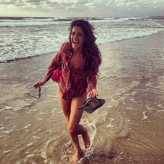 Rona-Lee Shimon feet photo thumbnail