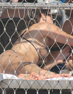 Rona-Lee Shimon feet photo thumbnail