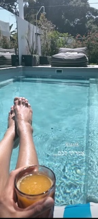 Rona-Lee Shimon feet photo thumbnail