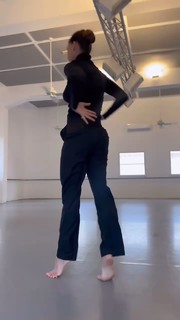 Rona-Lee Shimon feet photo thumbnail