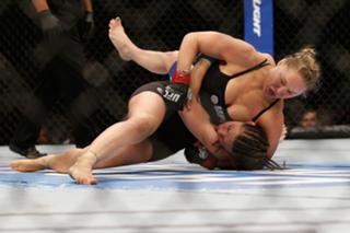 Ronda Rousey feet photo thumbnail