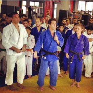 Ronda Rousey feet photo thumbnail