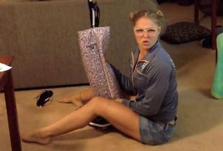 Ronda Rousey feet photo thumbnail