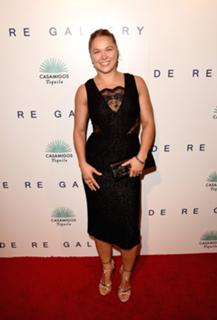 Ronda Rousey feet photo thumbnail