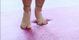 Ronda Rousey feet photo thumbnail