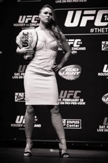 Ronda Rousey feet photo thumbnail
