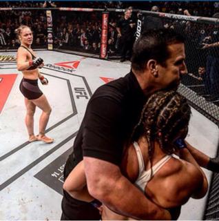 Ronda Rousey feet photo thumbnail