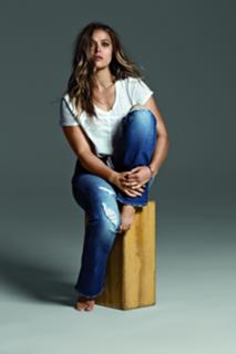 Ronda Rousey feet photo thumbnail