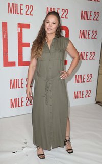 Ronda Rousey feet photo thumbnail