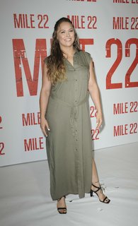 Ronda Rousey feet photo thumbnail