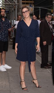 Ronda Rousey feet photo thumbnail