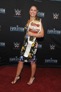 Ronda Rousey feet photo thumbnail