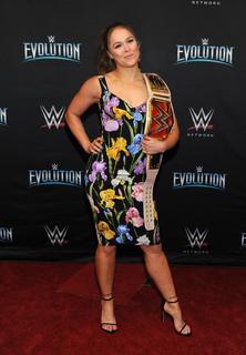 Ronda Rousey feet photo thumbnail