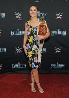 Ronda Rousey feet photo thumbnail