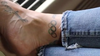 Ronda Rousey feet photo thumbnail