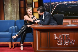 Ronda Rousey feet photo thumbnail