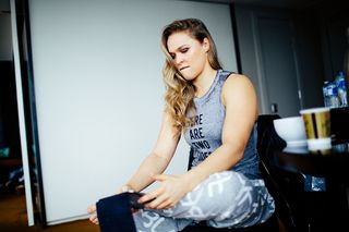 Ronda Rousey feet photo thumbnail