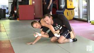 Ronda Rousey feet photo thumbnail