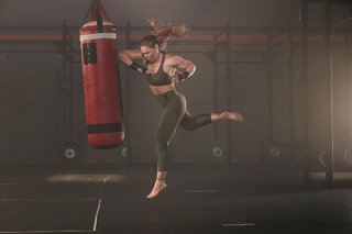 Ronda Rousey feet photo thumbnail