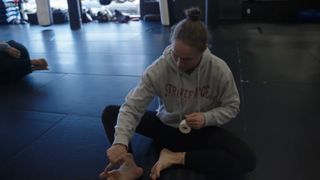 Ronda Rousey feet photo 3
