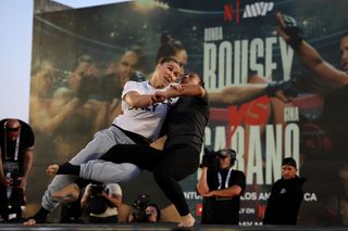 Ronda Rousey feet photo 20