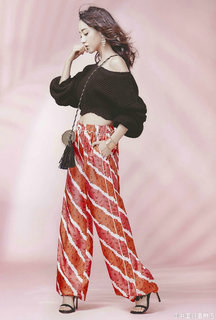Rong Yang feet photo 3