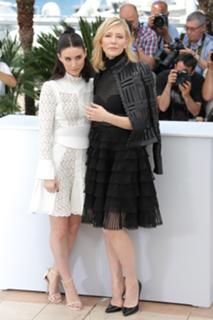 Rooney Mara feet photo thumbnail