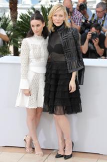 Rooney Mara feet photo thumbnail