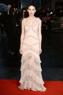 Rooney Mara feet photo thumbnail