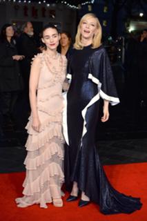 Rooney Mara feet photo thumbnail