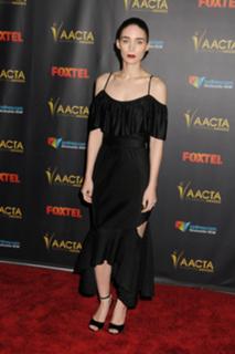 Rooney Mara feet photo thumbnail