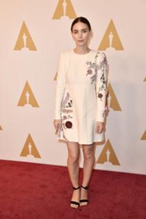Rooney Mara feet photo thumbnail