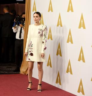 Rooney Mara feet photo thumbnail