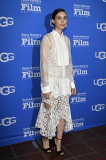 Rooney Mara feet photo thumbnail