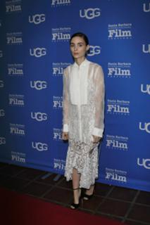 Rooney Mara feet photo thumbnail